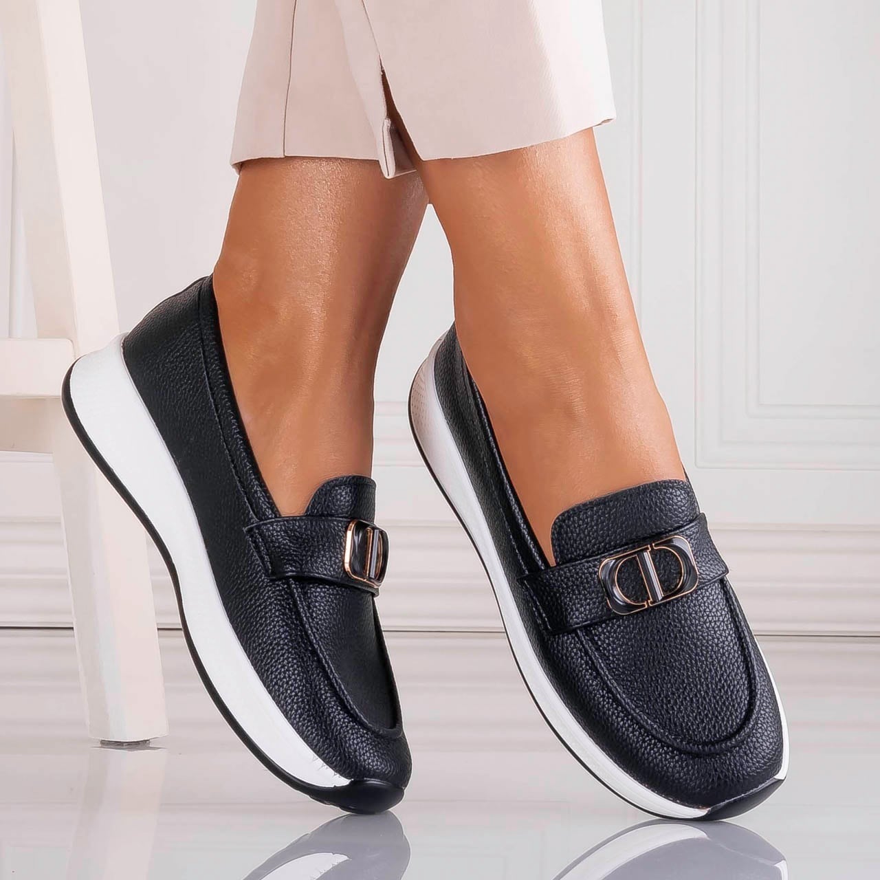 Pantofi dama Casual Negri din Piele Ecologica Ulmira - poza 3