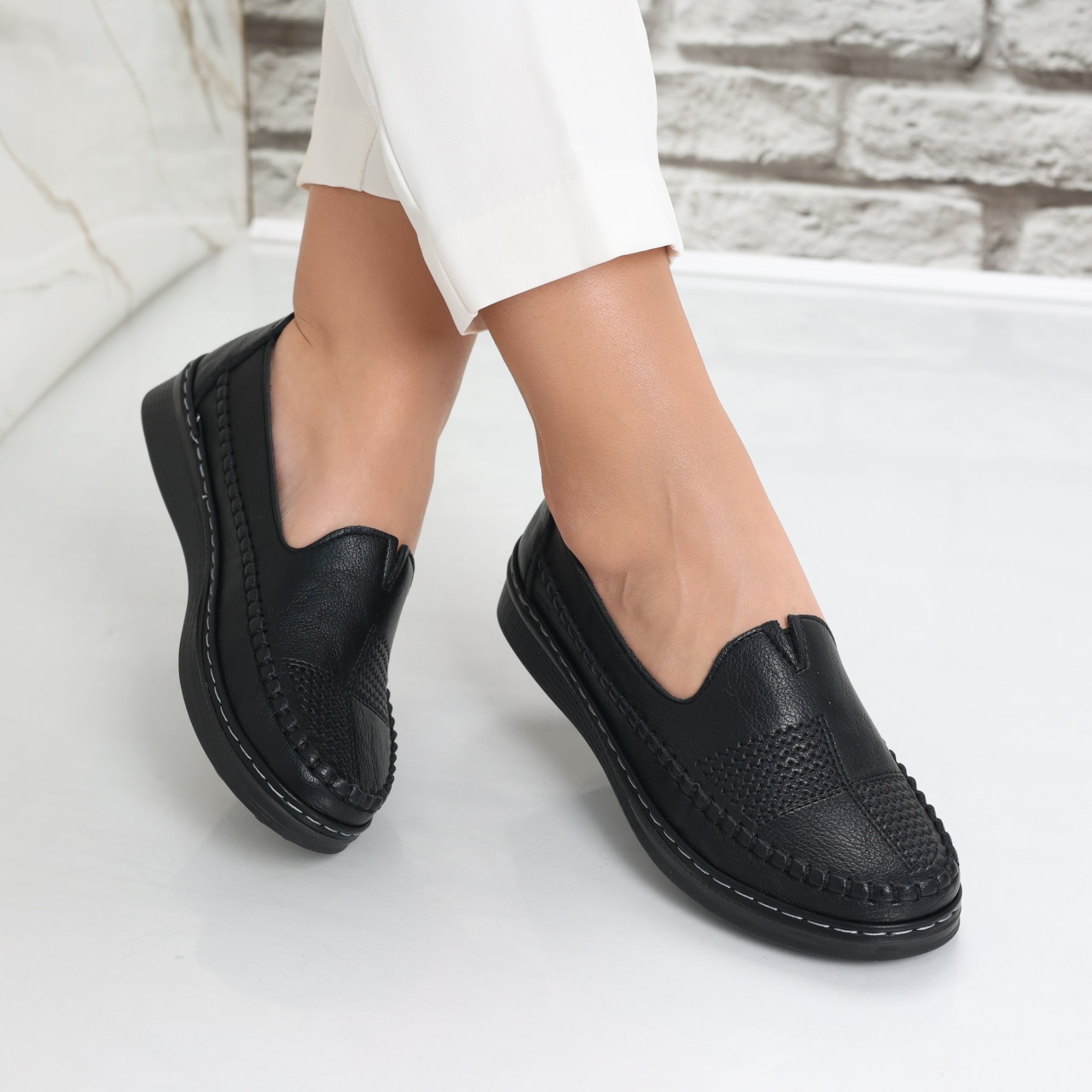 Pantofi dama casual Negri din Piele Ecologica Zinam - poza 2