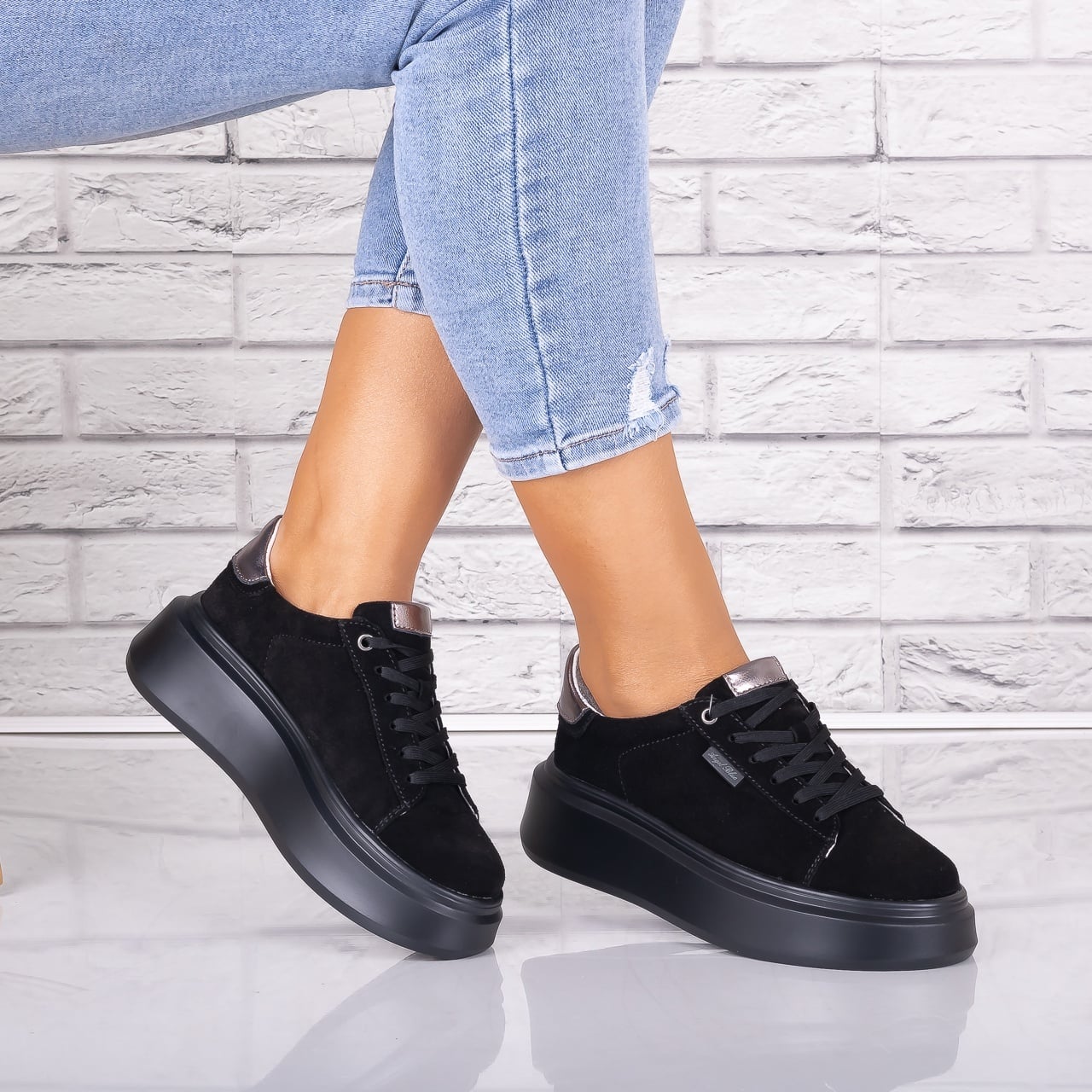 Pantofi dama casual Negri din Piele Naturala Intoarsa Alersa - poza 2