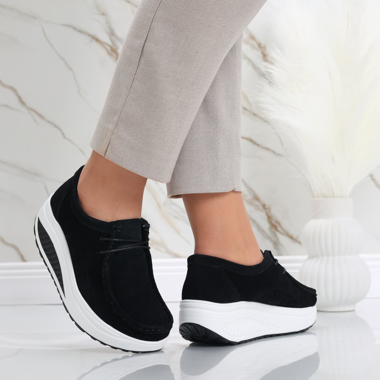 Pantofi dama casual Negri din Piele Naturala Intoarsa Oscara - poza 1