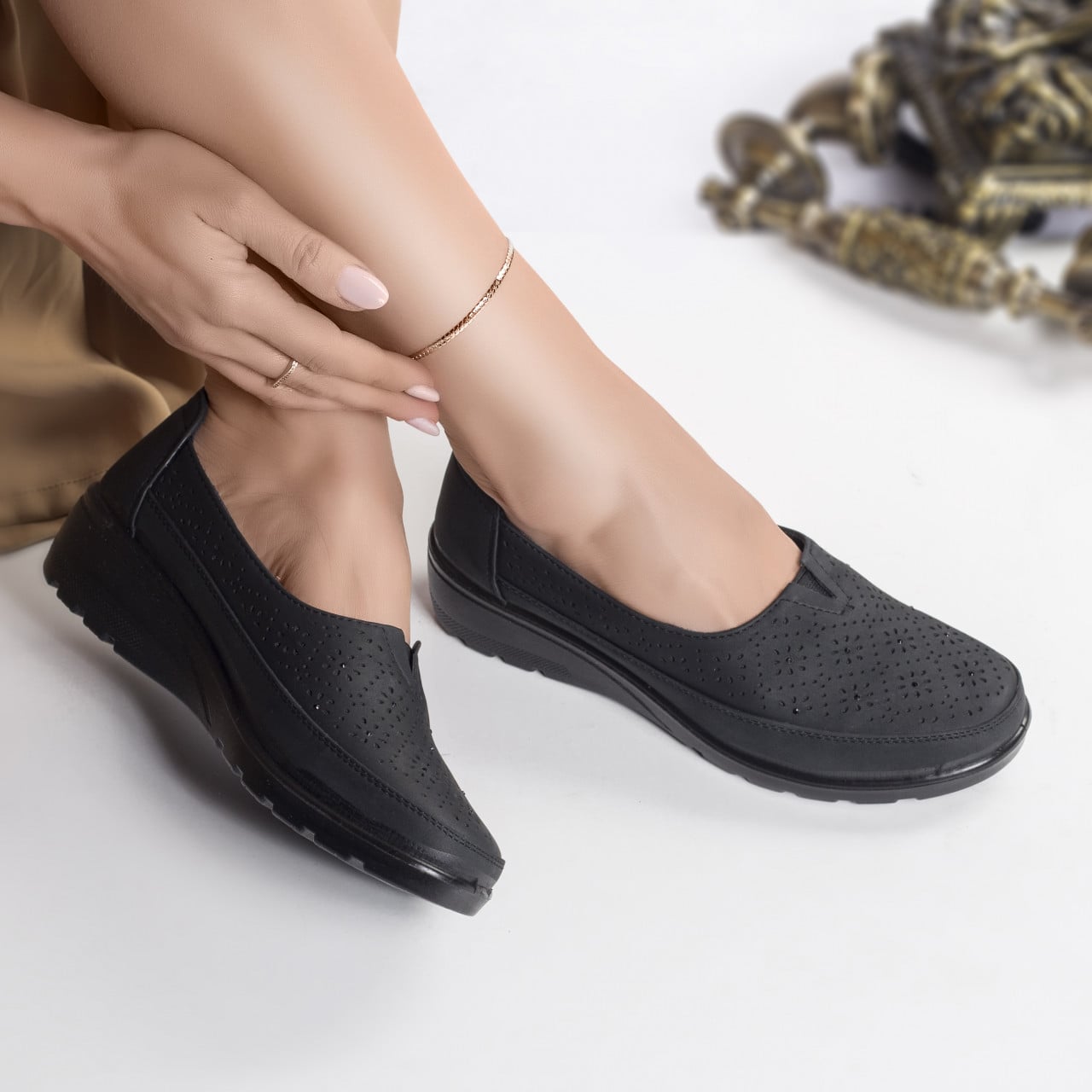 Pantofi dama casual negri piele ecologica resa - poza 1