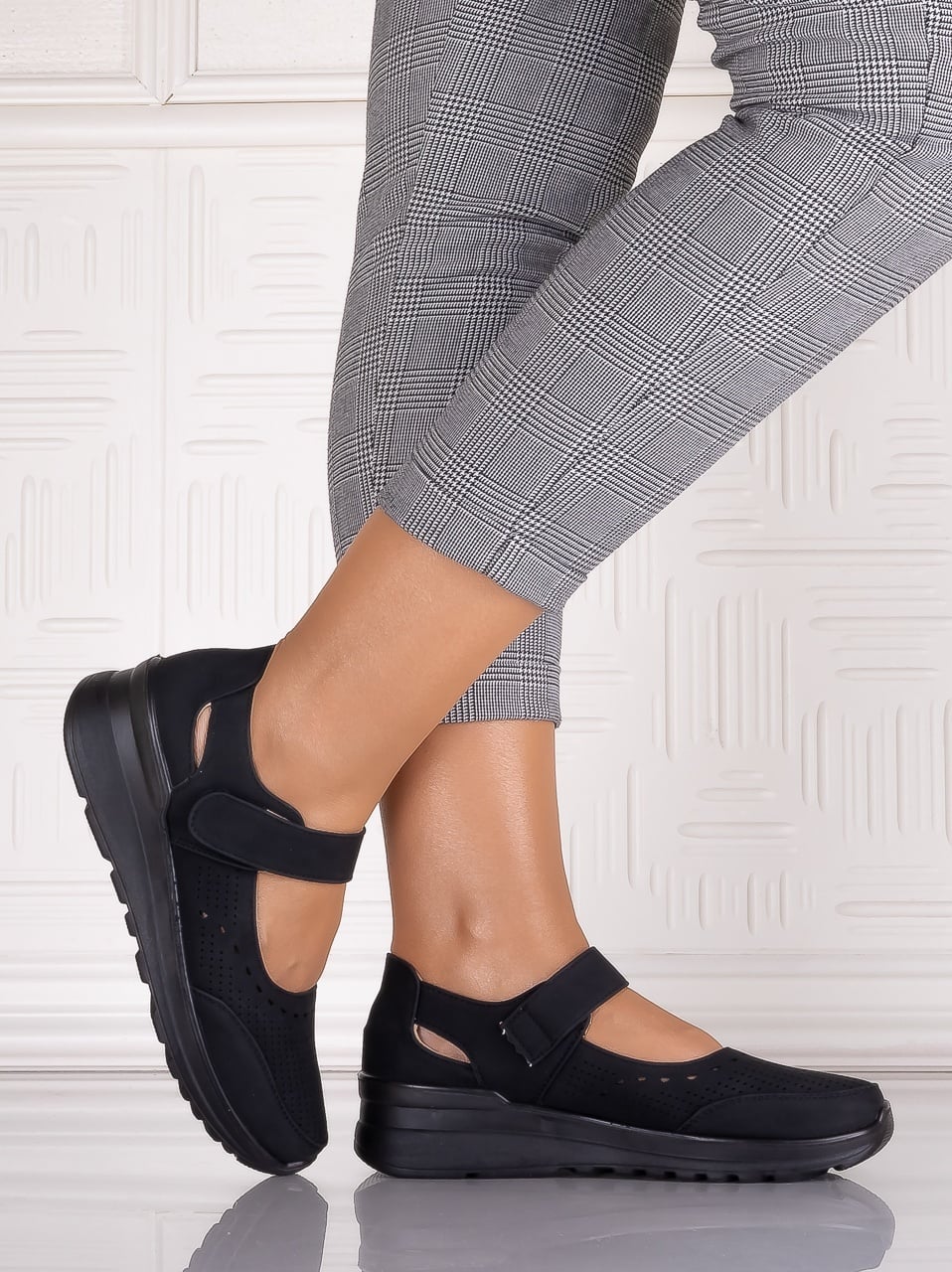 Pantofi dama casual Negrii din Piele Ecologica Altoia - poza 1