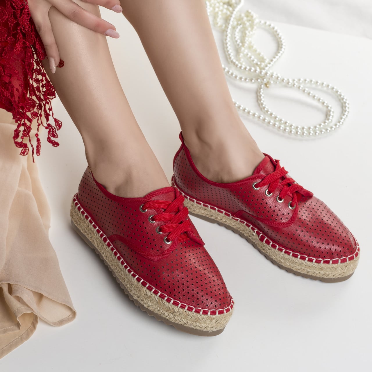 Pantofi dama casual rosii din piele naturala vuida - poza 1