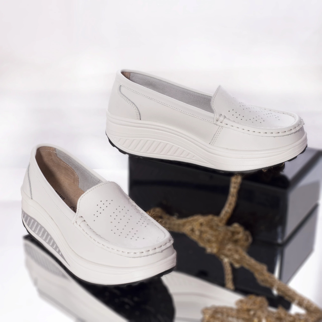 Pantofi dama cu platforma albii piele naturala nancy - poza 3