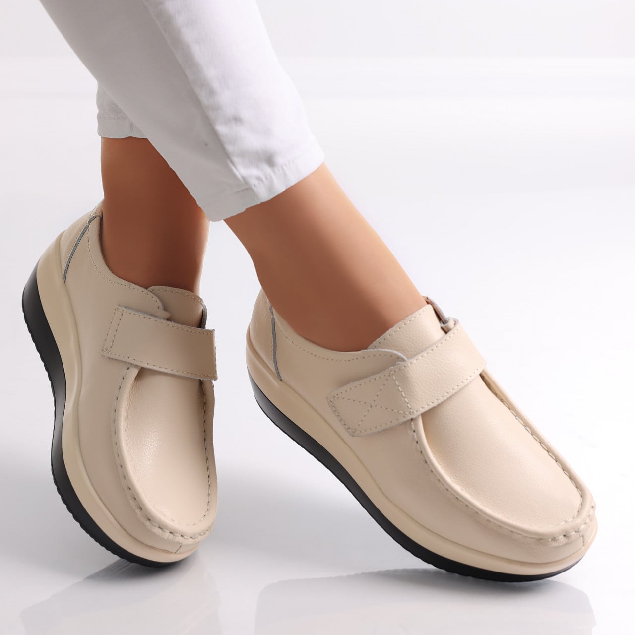Pantofi dama cu Platforma Bej din Piele Naturala Riley - poza 1