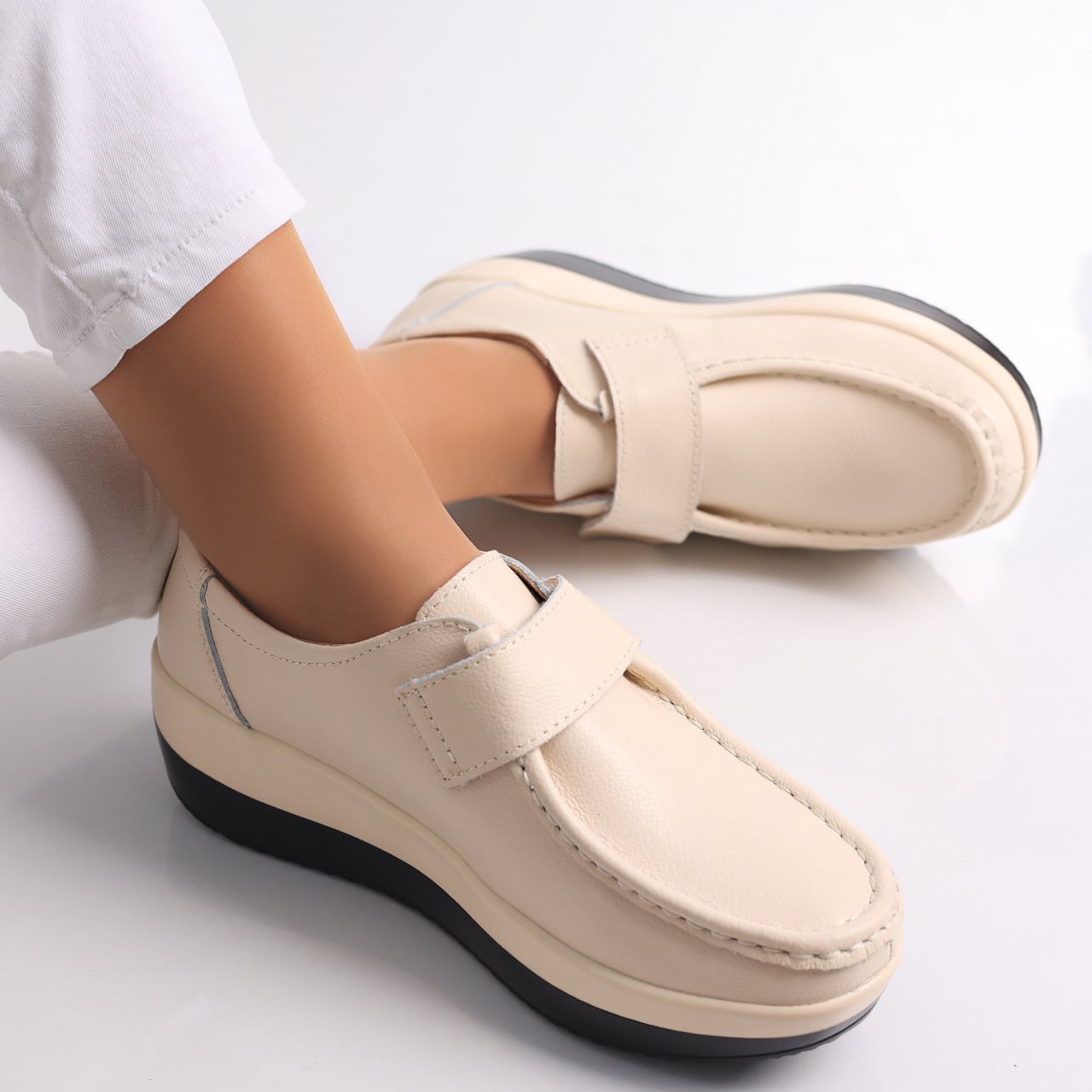 Pantofi dama cu Platforma Bej din Piele Naturala Riley - poza 5