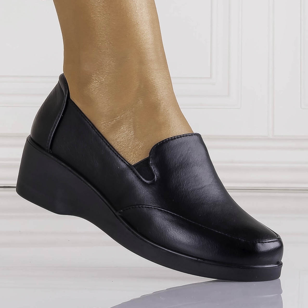Pantofi dama cu platforma Negri din Piele Ecologica Adamya - poza 3