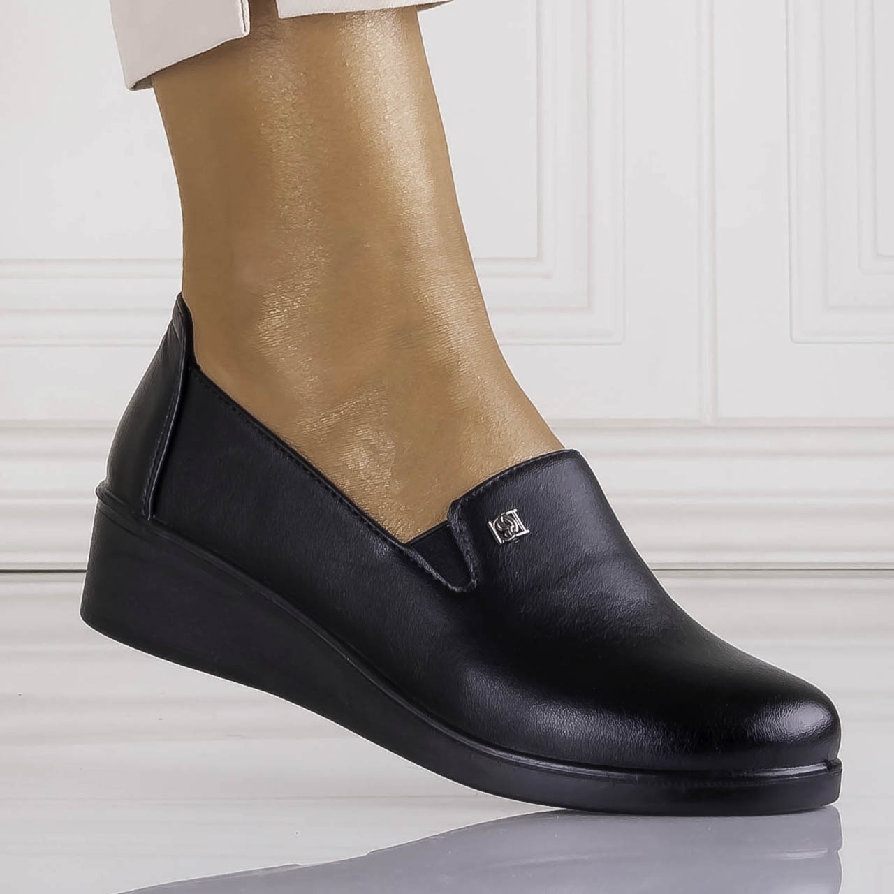 Pantofi dama cu platforma Negri din Piele Ecologica Ayola - poza 2
