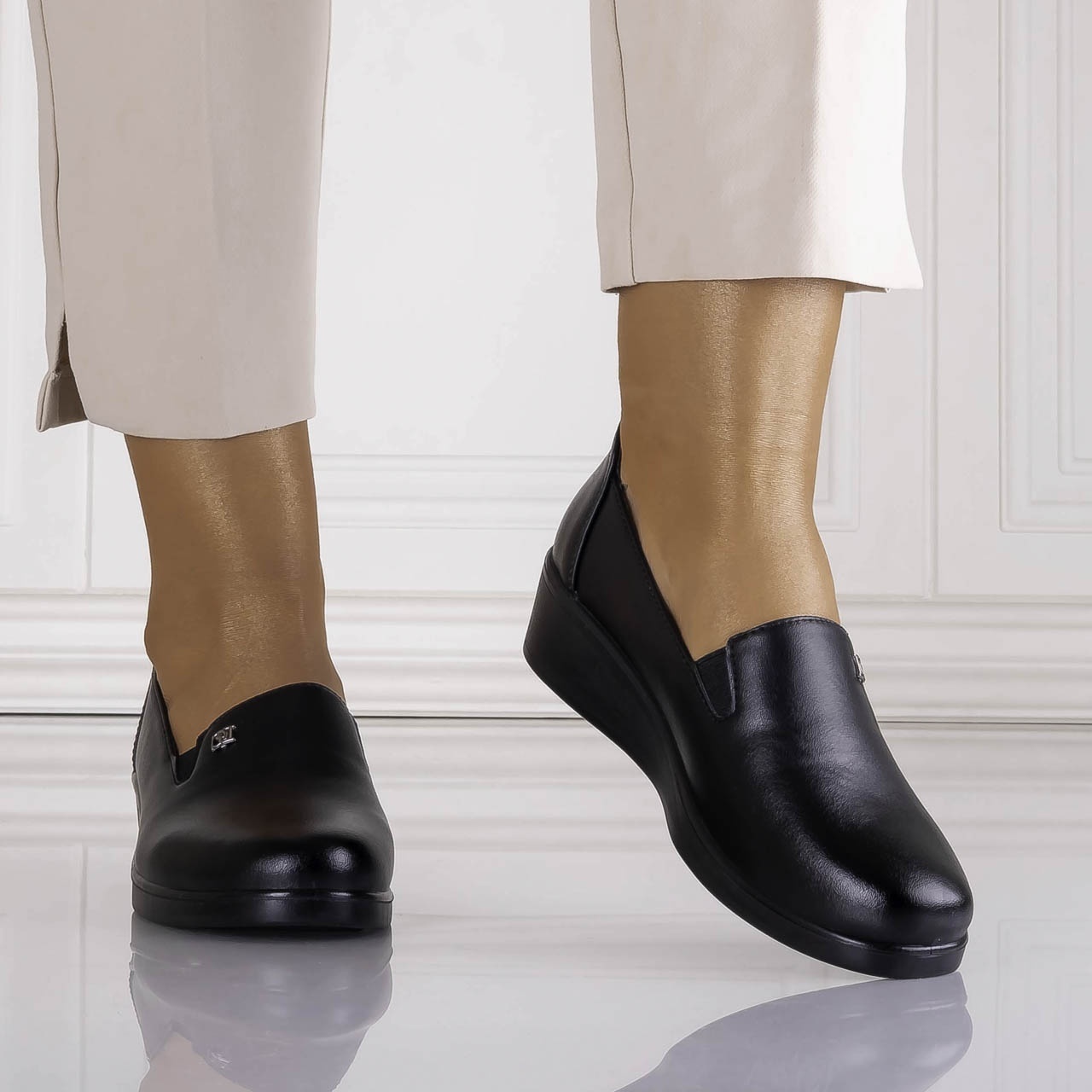 Pantofi dama cu platforma Negri din Piele Ecologica Ayola - poza 5