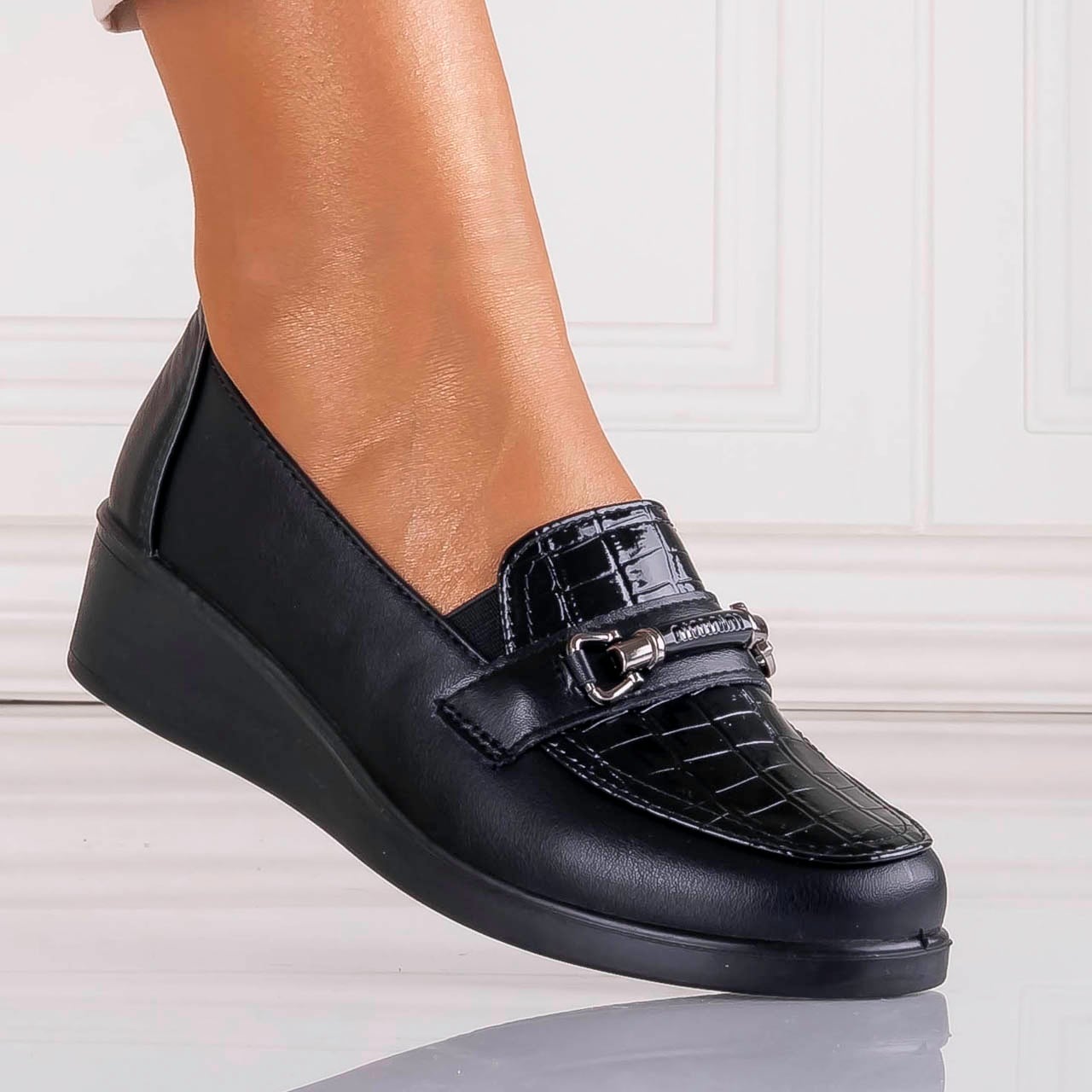 Pantofi dama cu platforma Negri din Piele Ecologica Azonma - poza 2