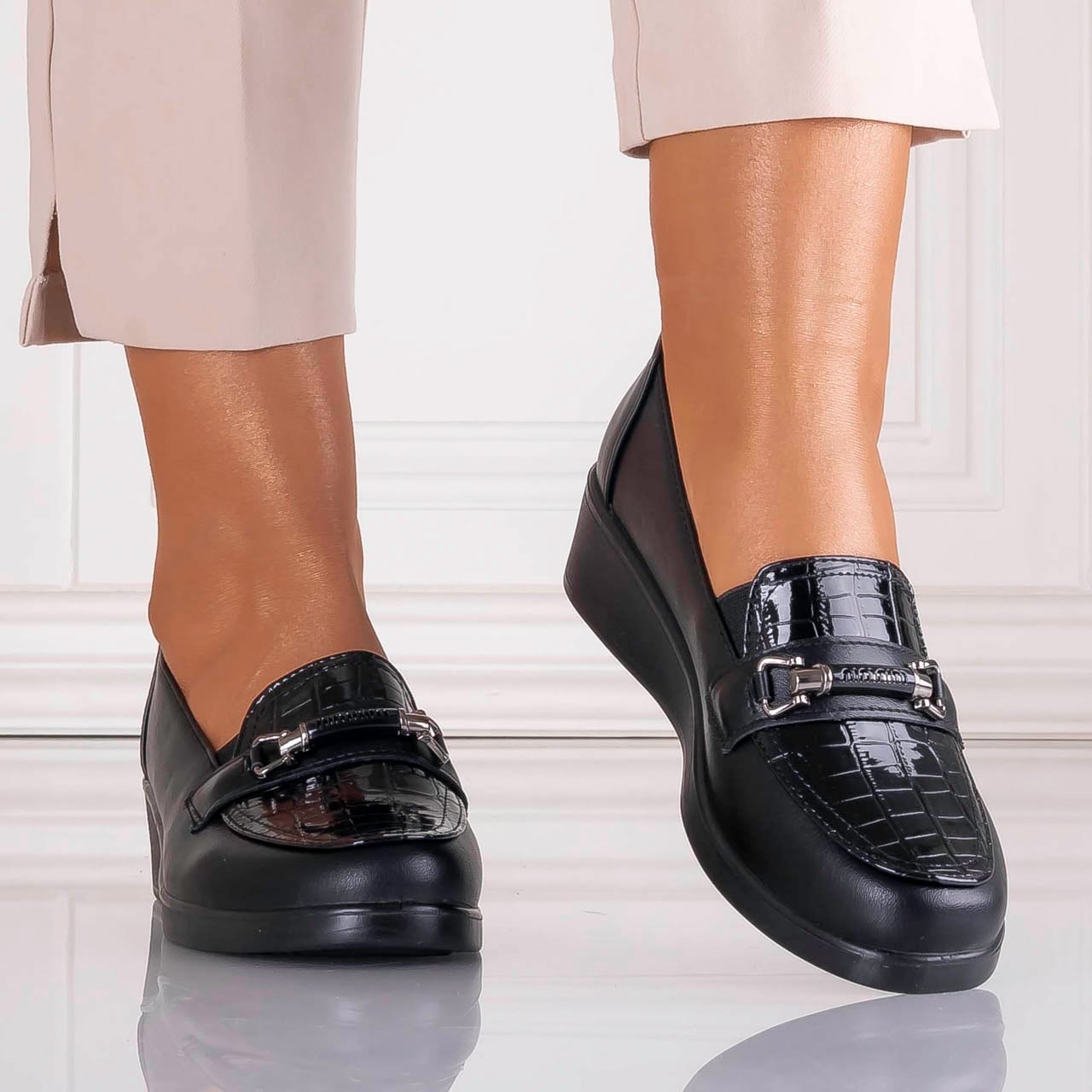 Pantofi dama cu platforma Negri din Piele Ecologica Azonma - poza 5