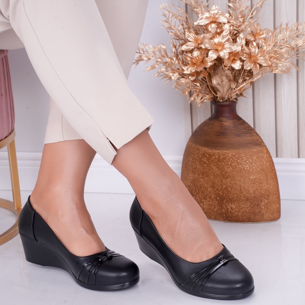 Pantofi dama cu platforma Negri din Piele Ecologica Bell - poza 1