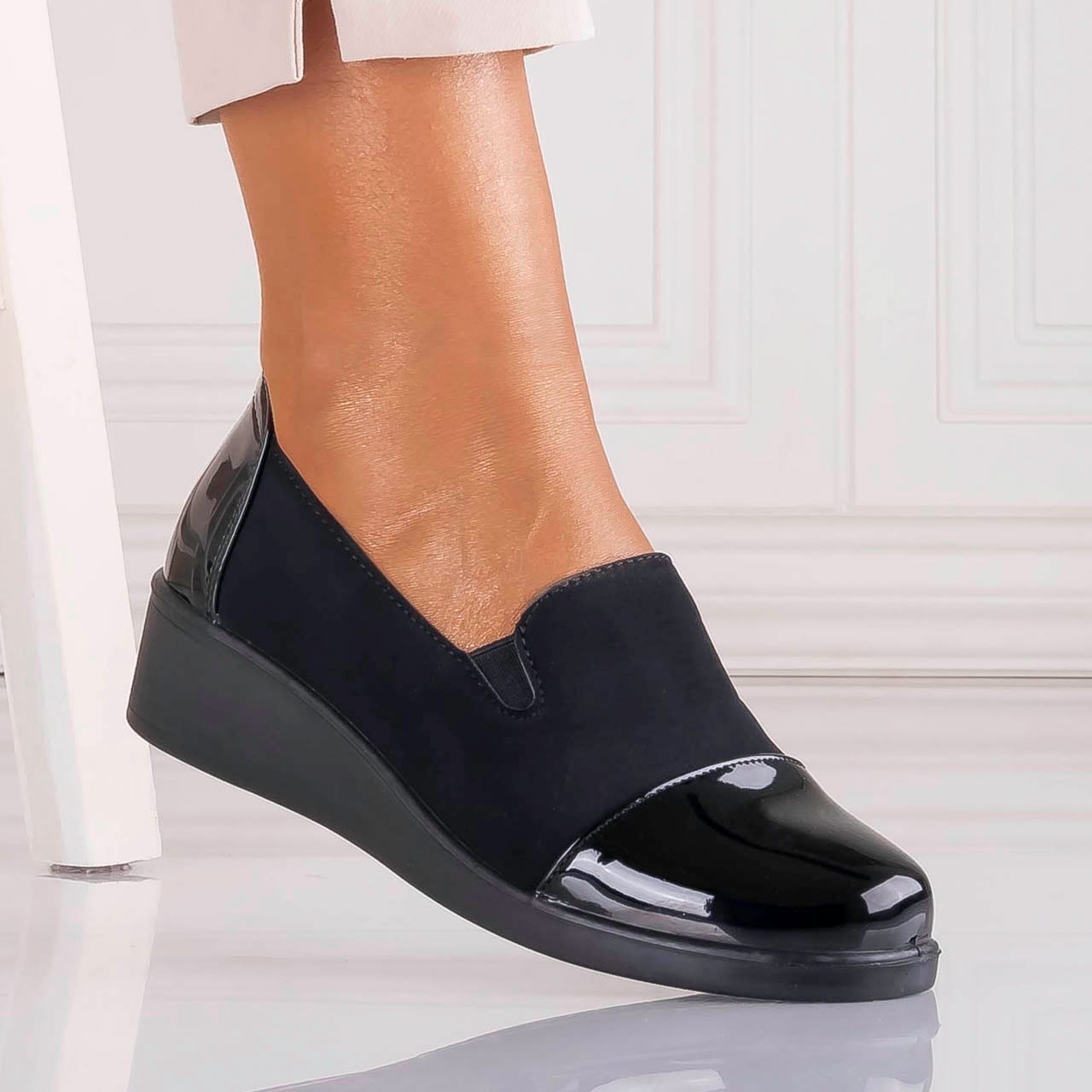 Pantofi dama cu platforma Negri din Piele Ecologica Intoarsa Eghima - poza 1