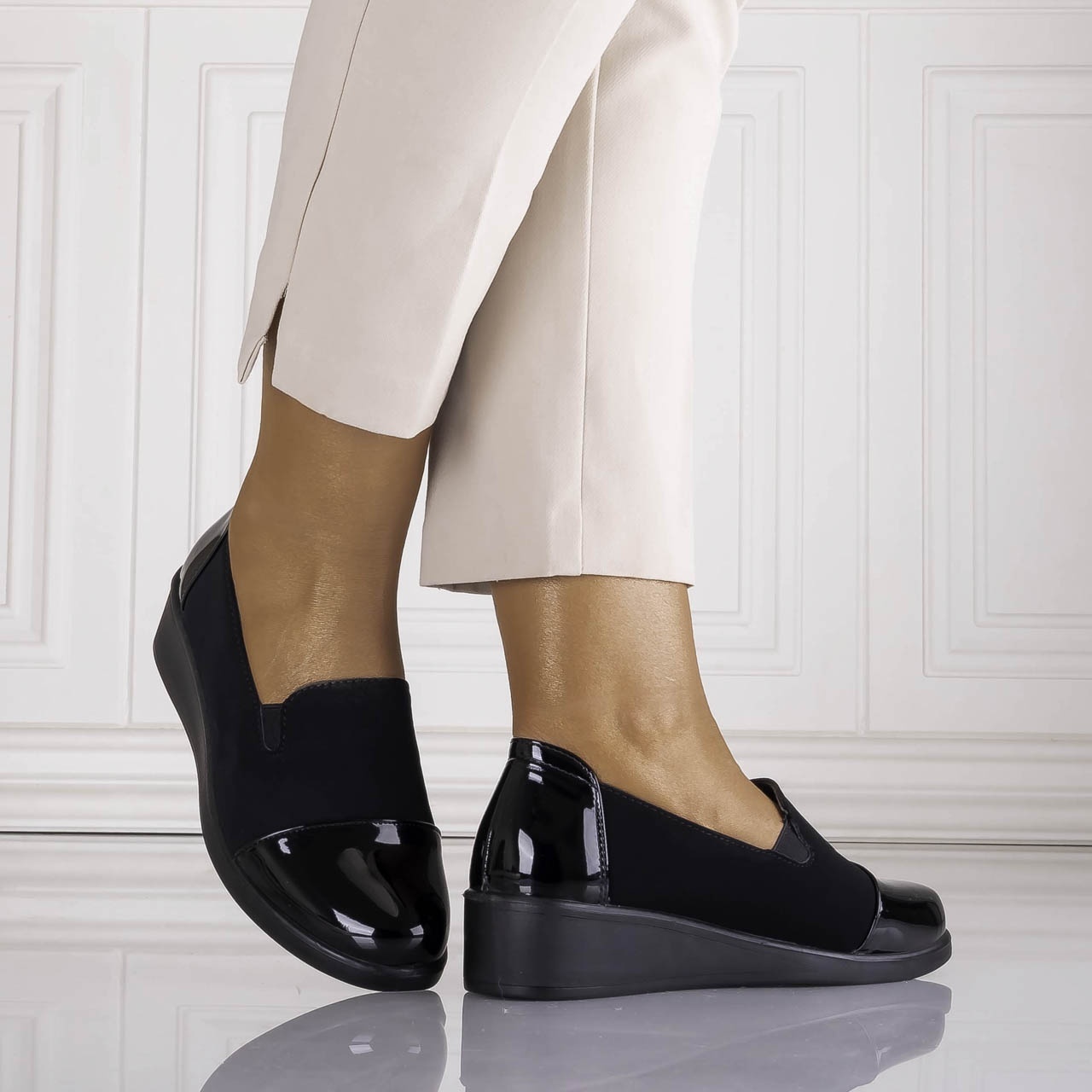 Pantofi dama cu platforma Negri din Piele Ecologica Intoarsa Eghima - poza 4