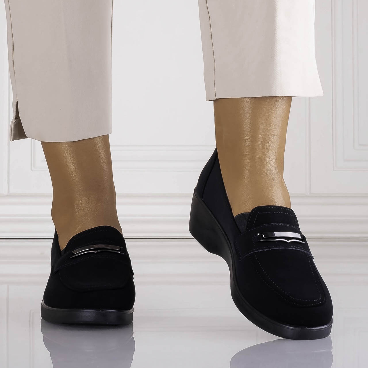 Pantofi dama cu platforma Negri din Piele Ecologica Intoarsa Gonzi - poza 5
