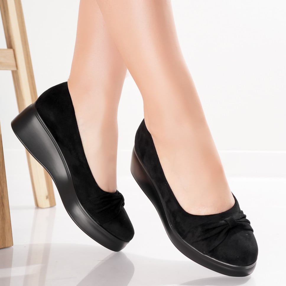Pantofi Dama cu Platforma Negri din Piele Ecologica Intoarsa Jela
