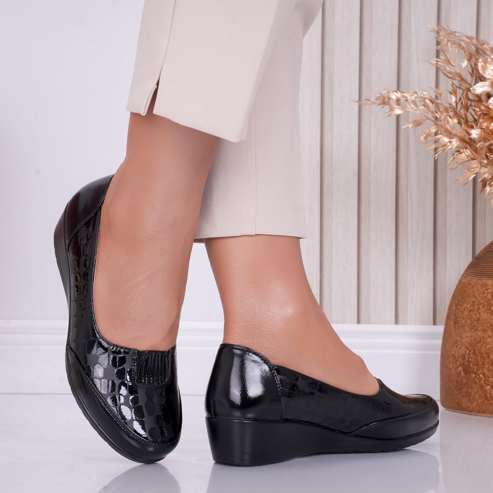 Pantofi dama cu platforma Negri din Piele Ecologica Lacuita Tara Croco - poza 1