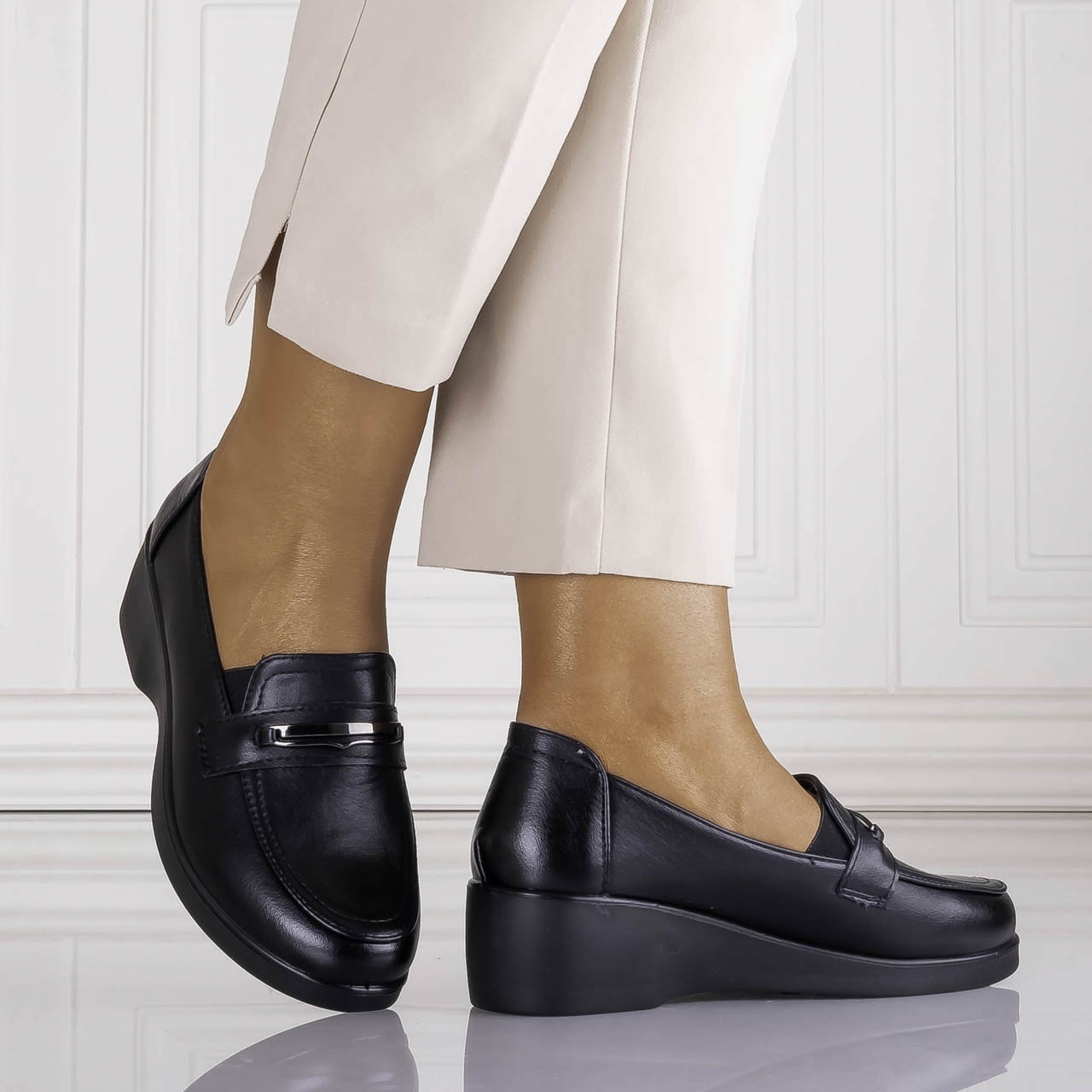Pantofi dama cu platforma Negri din Piele Ecologica Sadoli - poza 5