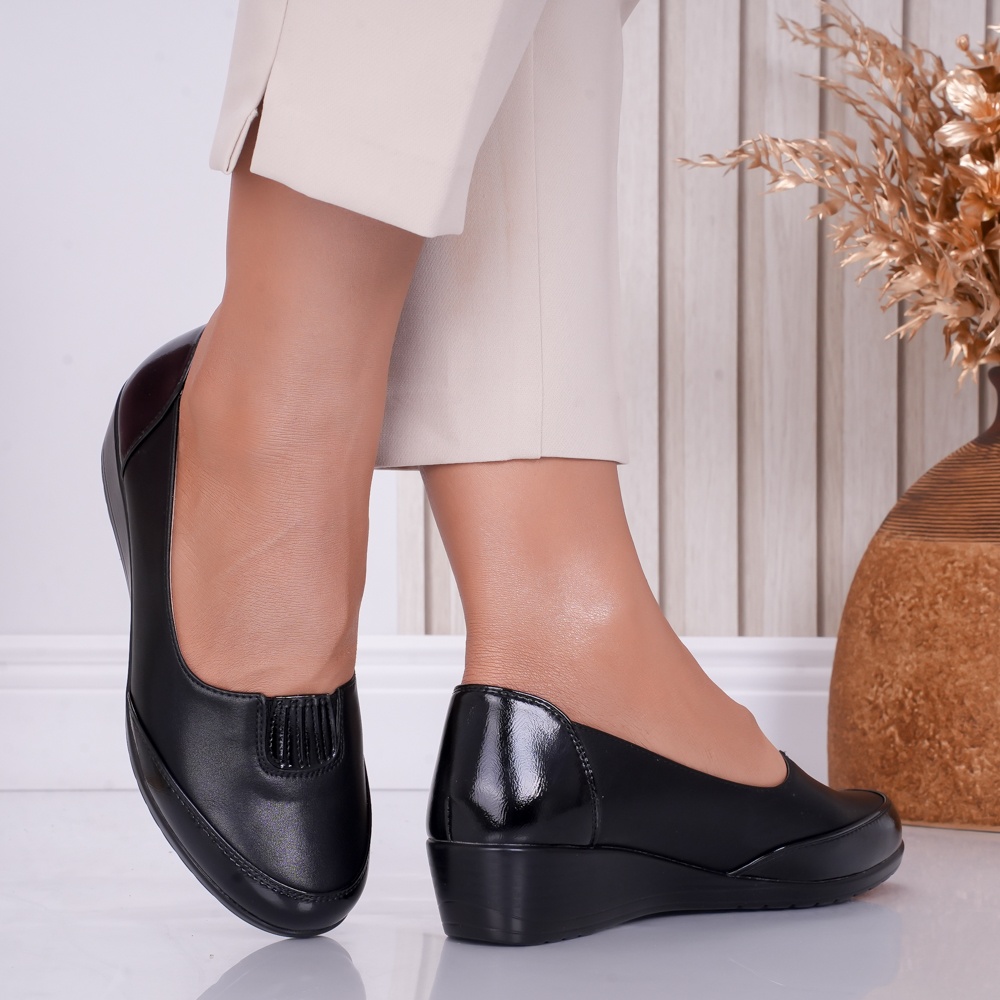 Pantofi dama cu platforma Negri din Piele Ecologica si Piele Lacuita Tara - poza 2