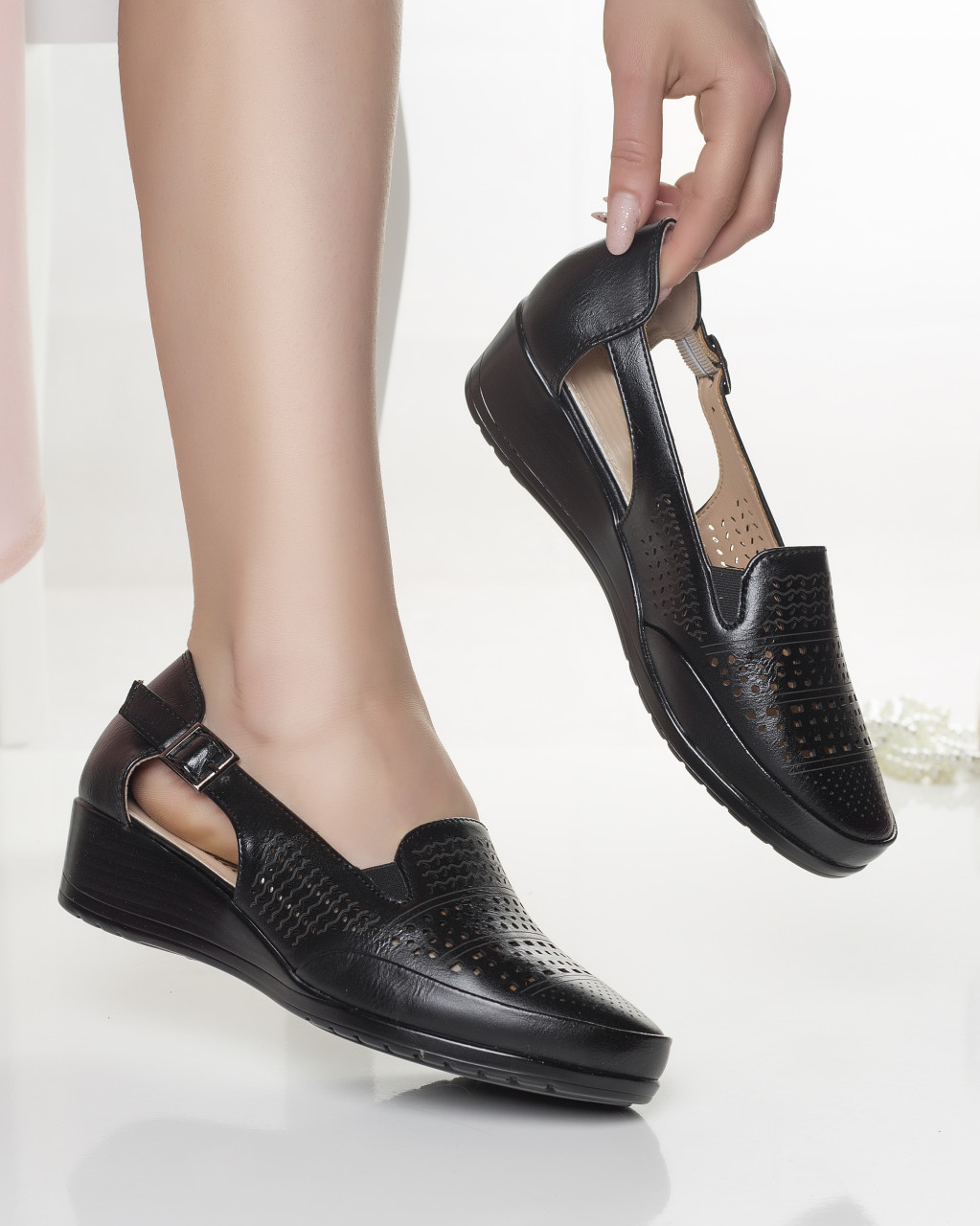 pantofi dama cu platforma negri din piele ecologica ulfa - poza 5