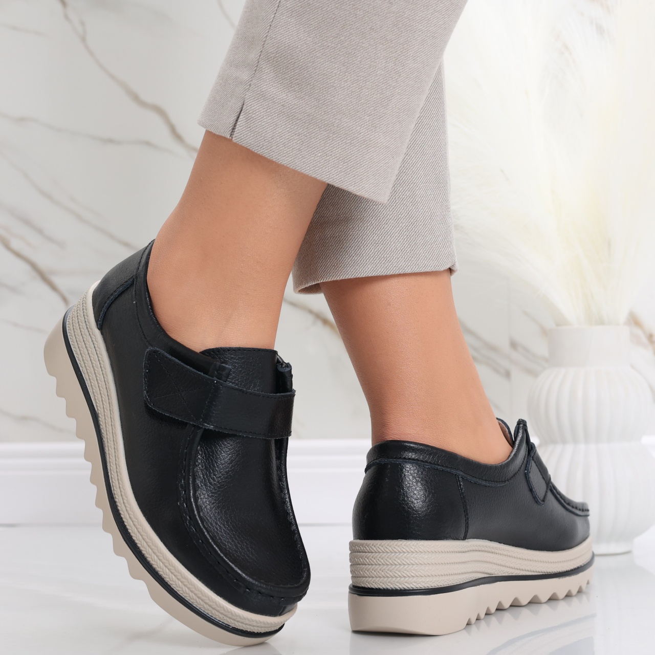 Pantofi dama cu platforma Negri din Piele Naturala Anera - poza 2