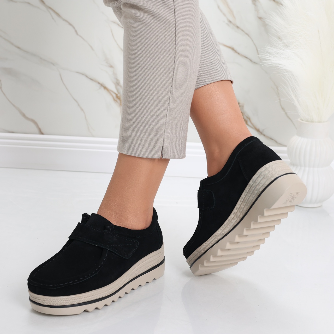 Pantofi dama cu platforma Negri din Piele Naturala Intoarsa Anera - poza 4
