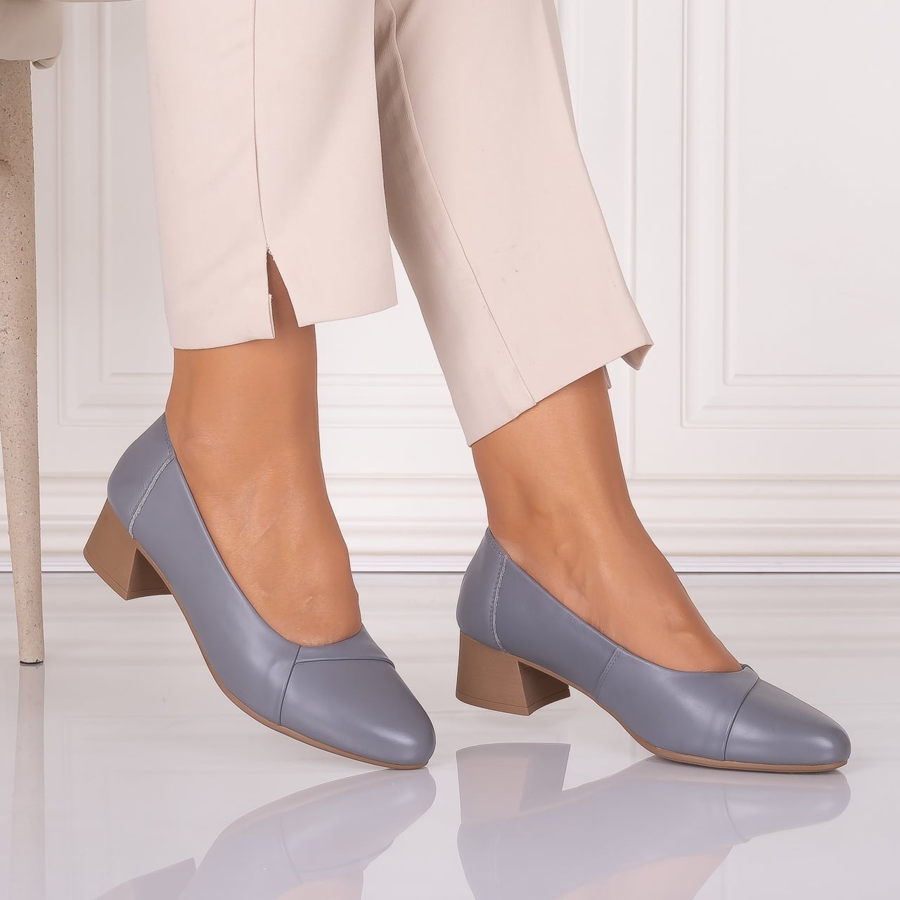 Pantofi dama cu toc Gri din Piele Naturala Rimela - poza 1