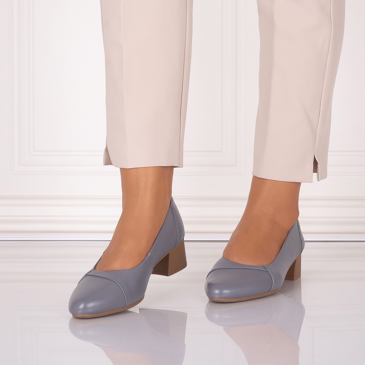 Pantofi dama cu toc Gri din Piele Naturala Rimela - poza 3