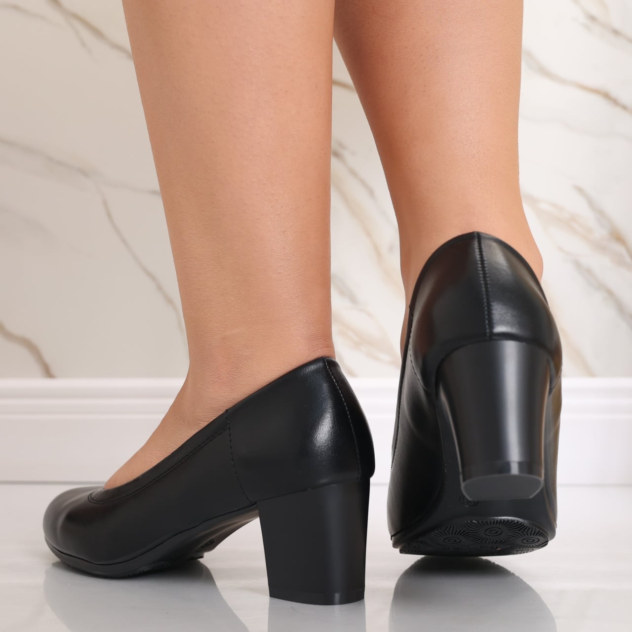 Pantofi dama cu toc negri din piele ecologica Meg - poza 5