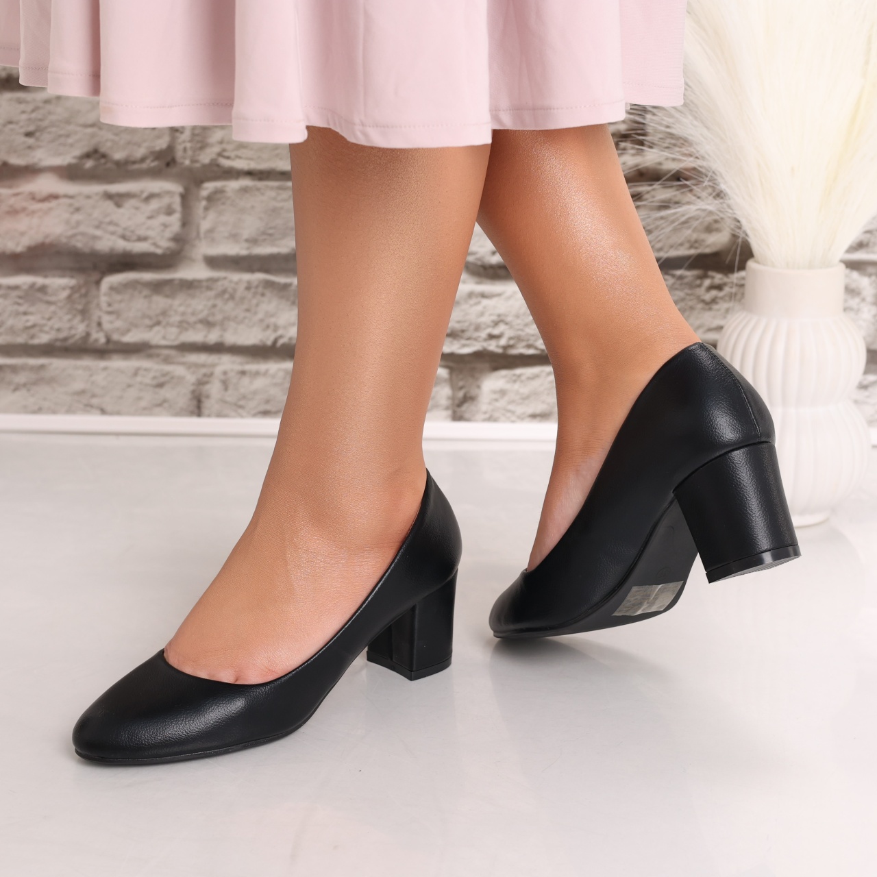 Pantofi dama cu toc Negri din Piele Ecologica Warjina - poza 4