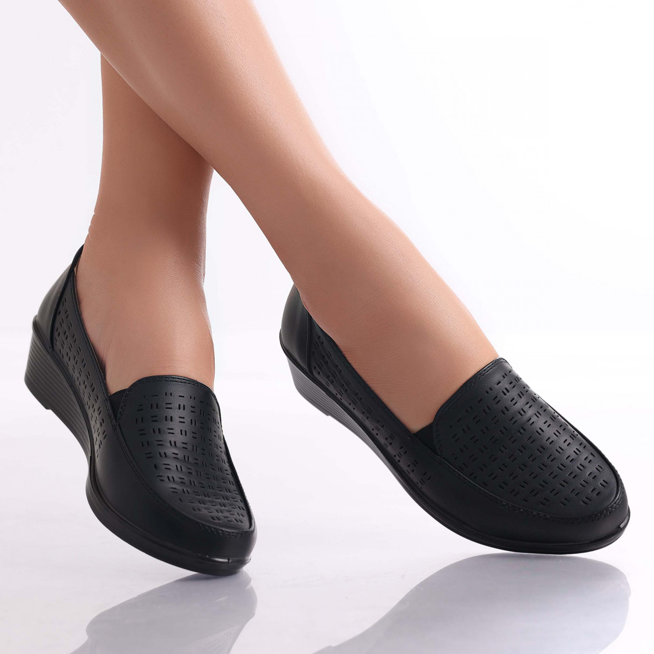 Pantofi dama Negri din Piele Ecologica Belica - poza 2