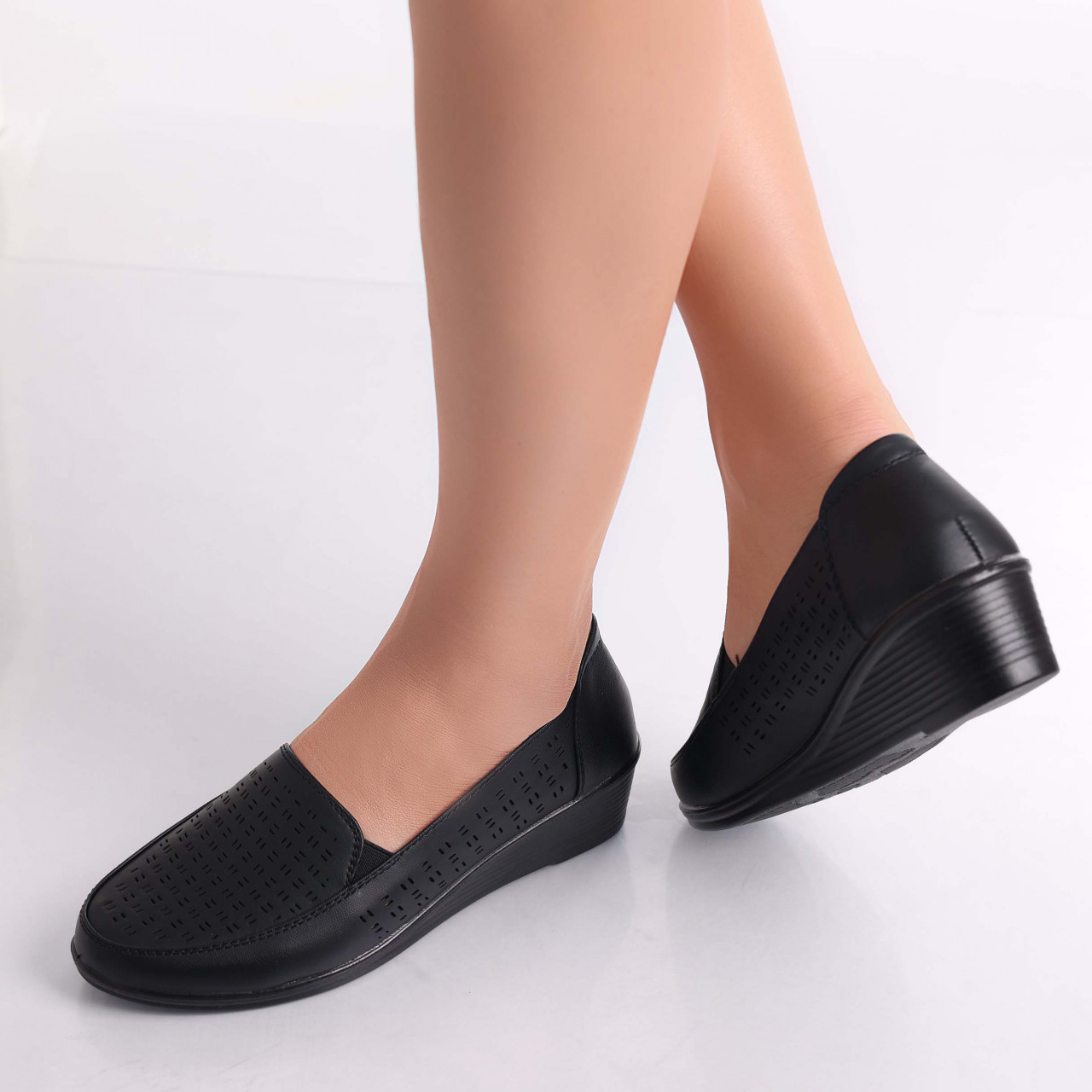 Pantofi dama Negri din Piele Ecologica Belica - poza 4