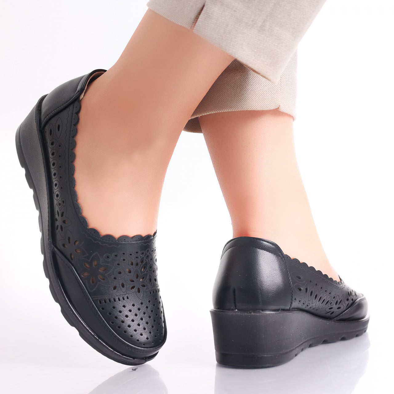 Pantofi dama Negri din Piele Ecologica Desi - poza 3