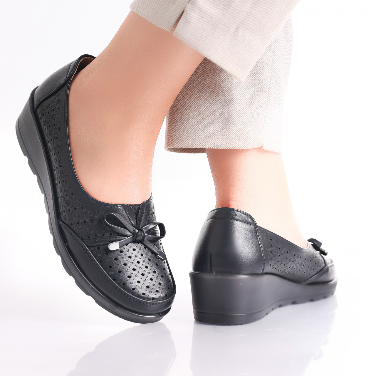 Pantofi dama Negri din Piele Ecologica Tania - poza 3