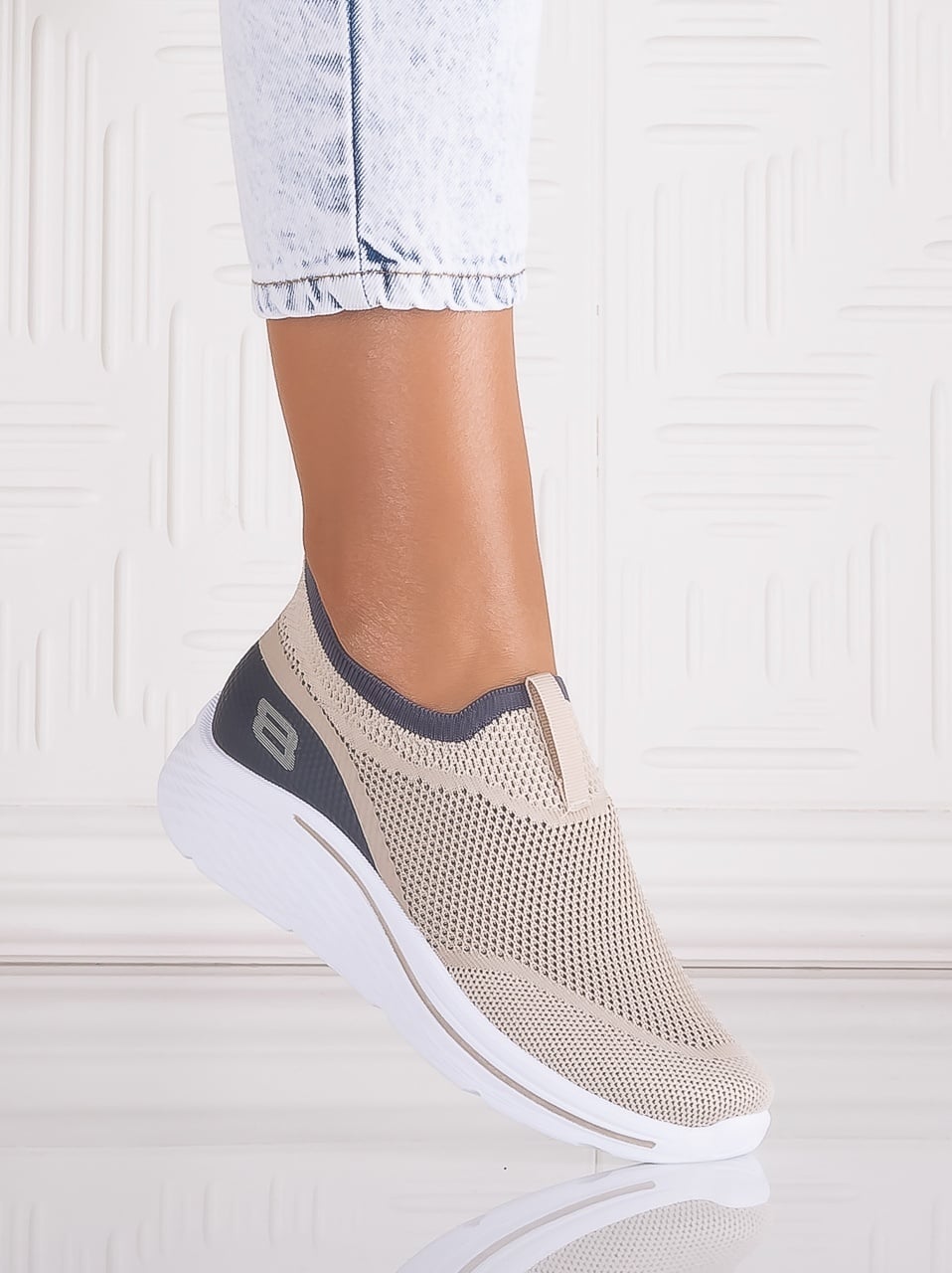 Pantofi dama sport Bej din Textil Jenda - poza 1