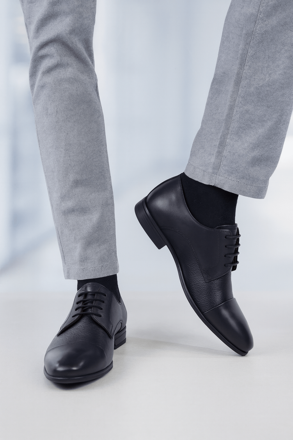 Pantofi Eleganti Barbati din Piele Negri cu Siret - PETER