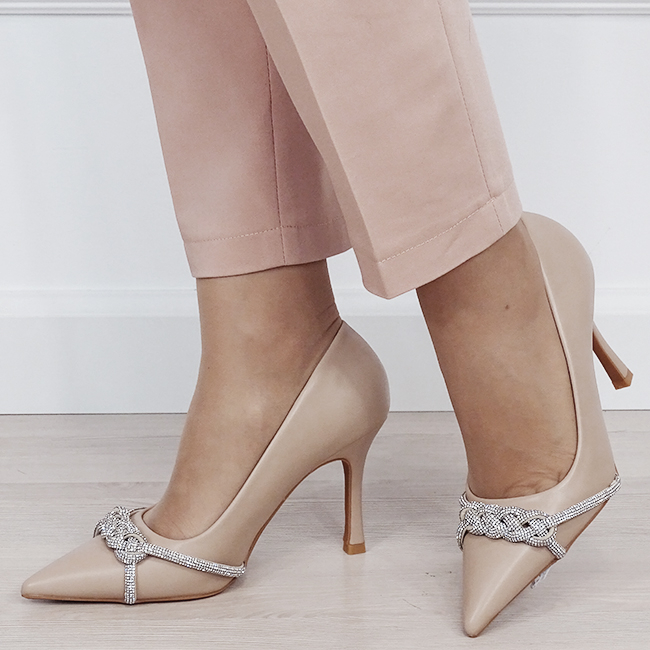 Pantofi nude eleganti cu pietricele H8-605 01