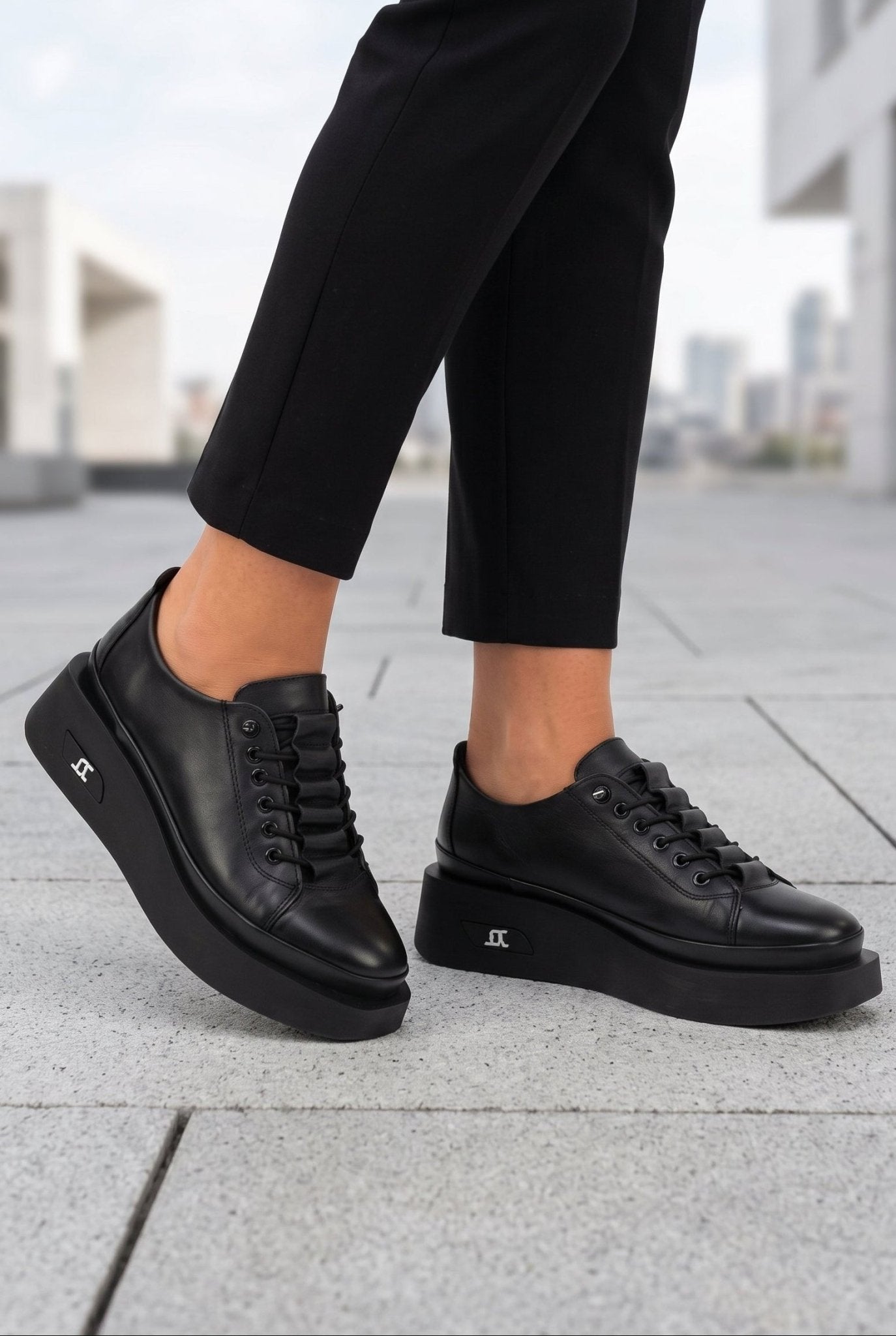 Pantofi Sport din Piele cu Siret Elastic - ELYN BLACK