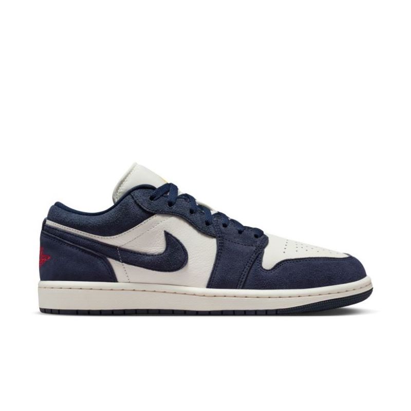 Pantofi sport Nike AIR JORDAN 1 LOW SE - poza 1
