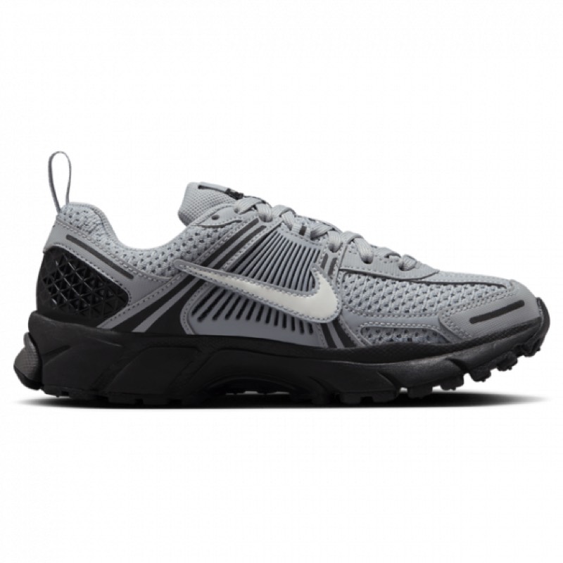 Pantofi sport Nike VOMERO 5 GS SI