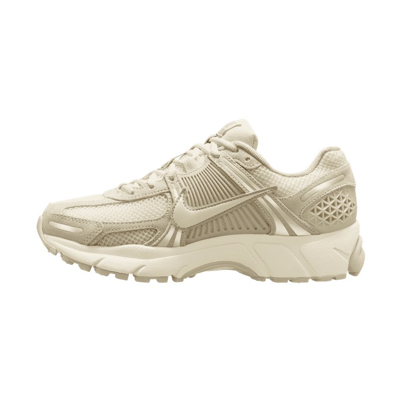 Pantofi sport Nike W ZOOM VOMERO 5 SDE - poza 2