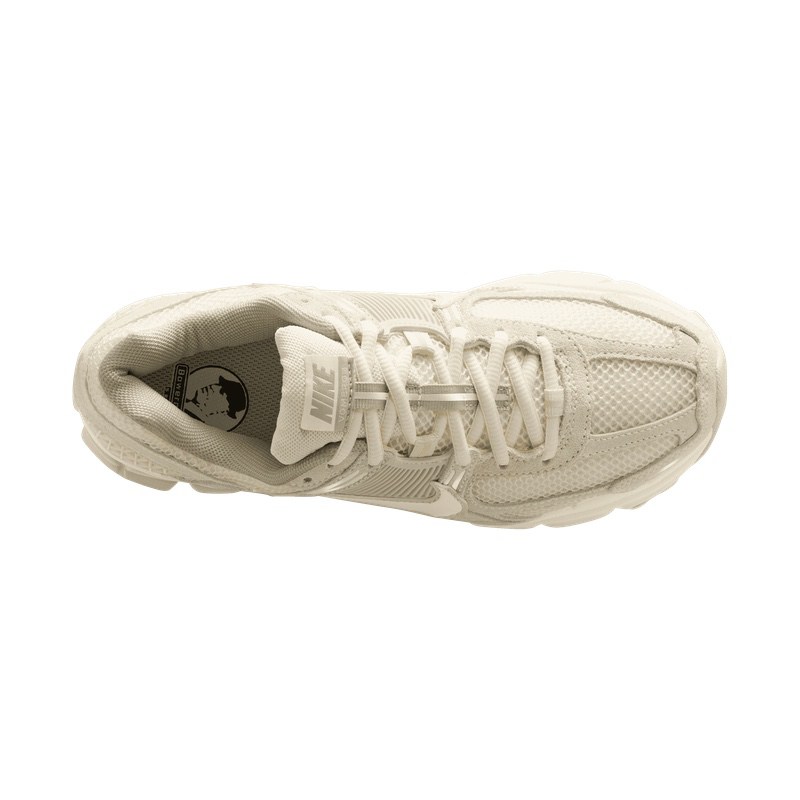 Pantofi sport Nike W ZOOM VOMERO 5 SDE - poza 3