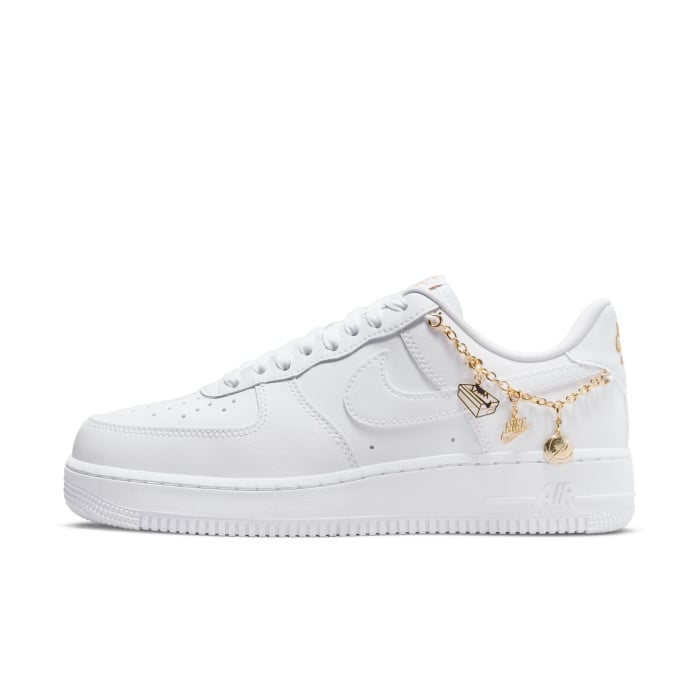 Pantofi sport Nike Wmns Air Force 1 07 Lx