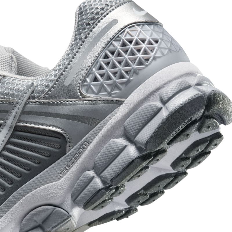 Pantofi sport Nike ZOOM VOMERO 5 MET - poza 4