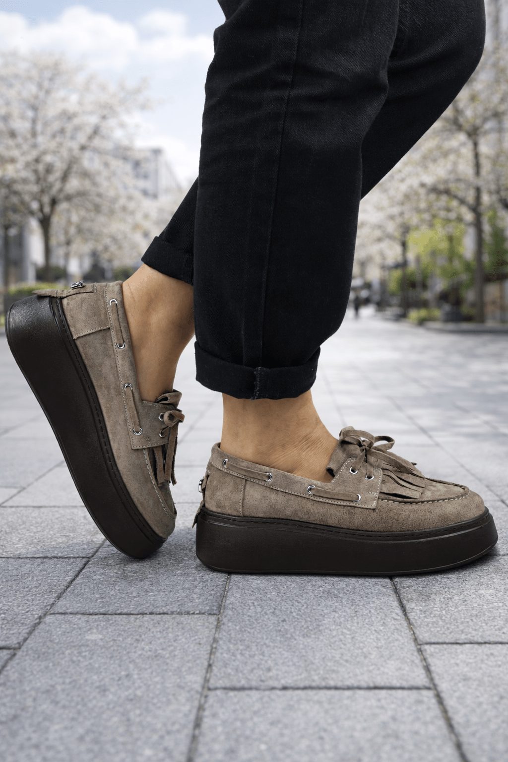Pantofi tip Mocasin din Piele Gri cu Accesoriu - ALYA TAUPE