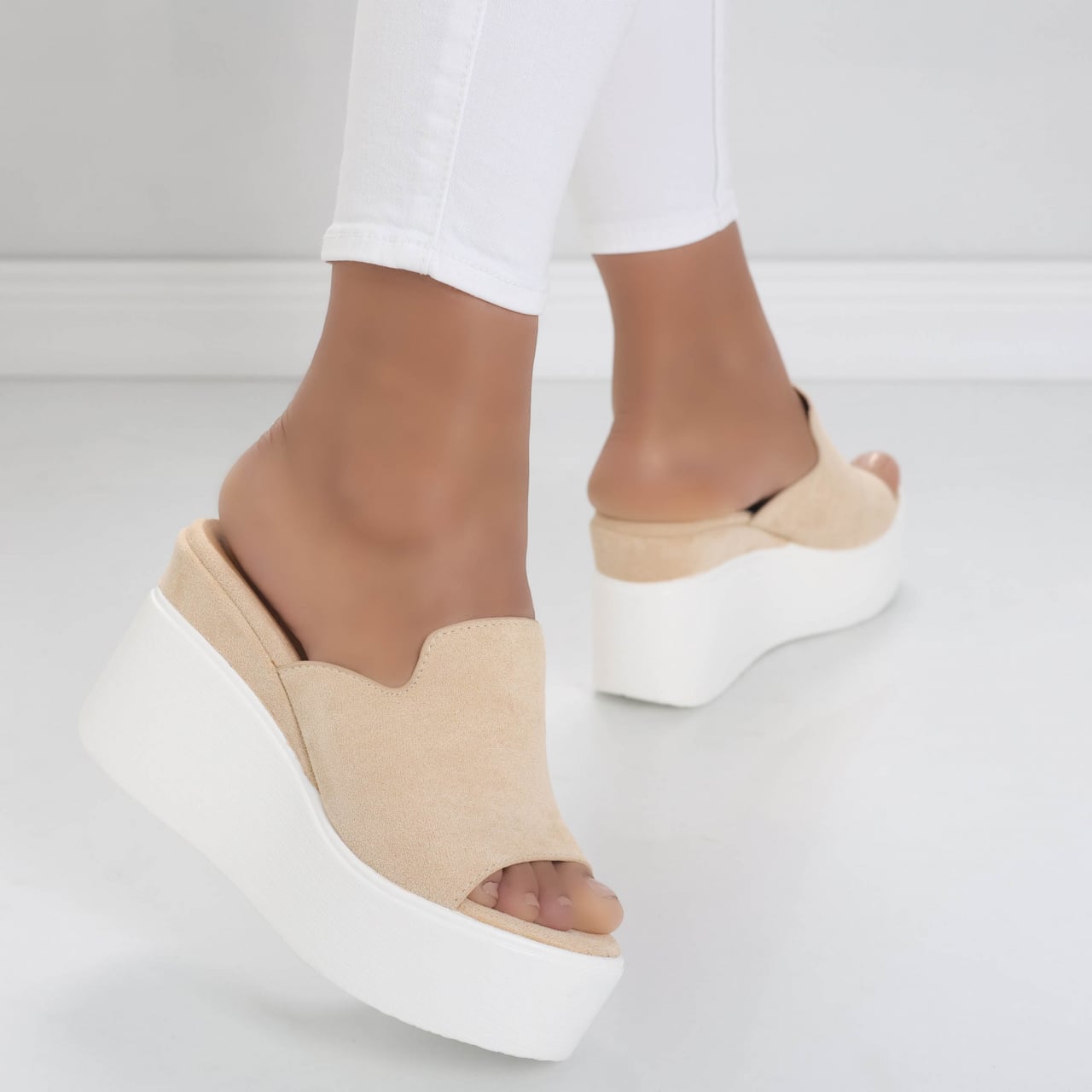 Papuci dama cu platforma Bej din Piele Ecologica Intoarsa Dejota - poza 3