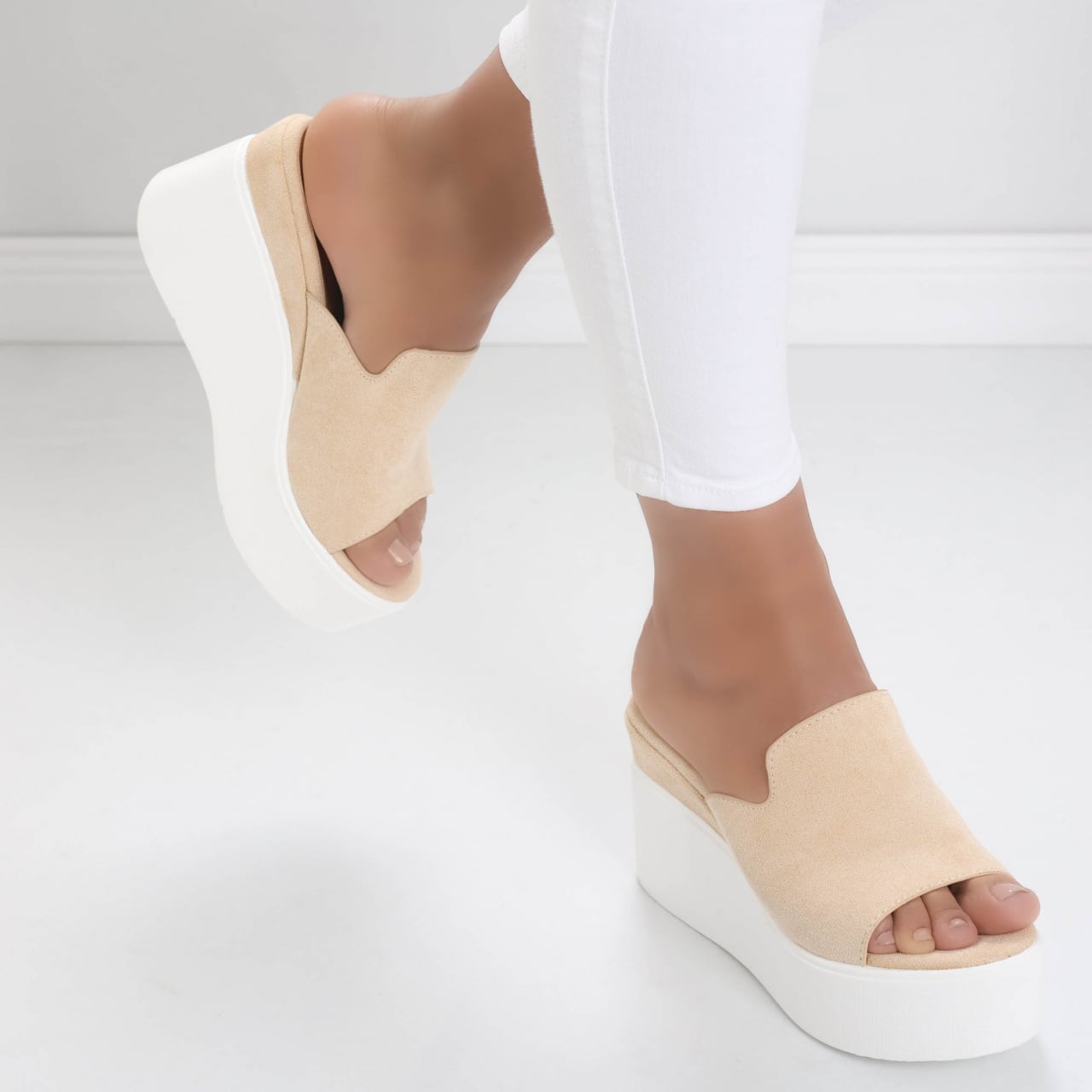 Papuci dama cu platforma Bej din Piele Ecologica Intoarsa Dejota - poza 4