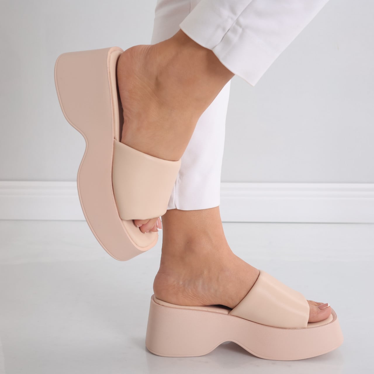 Papuci dama cu platforma Bej din Piele Ecologica Maroca - poza 4
