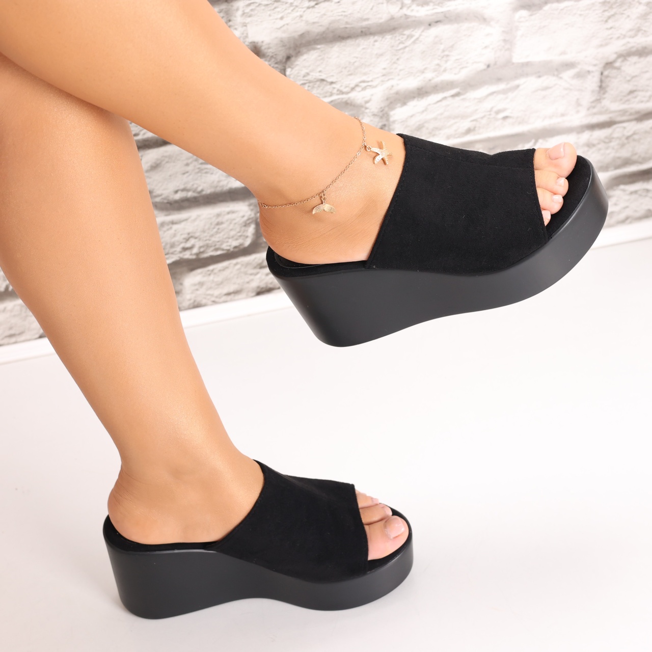 Papuci dama cu platforma Negri din Piele Ecologica Intoarsa Acalva - poza 5