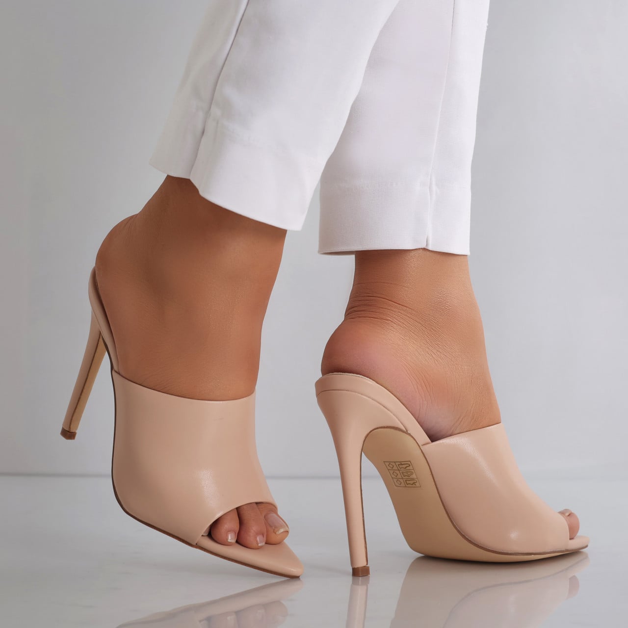 Papuci dama cu toc Nude din Piele Ecologica Malva - poza 4